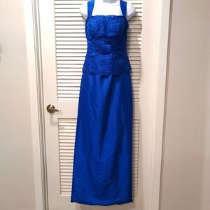 JJs House Elegant Beaded Emb roidered blue Women's Dress Size Unknown